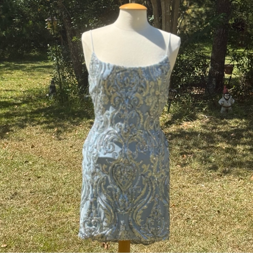 Windsor Light Blue & Silver Sequined Mini Cocktail Dress Size M?